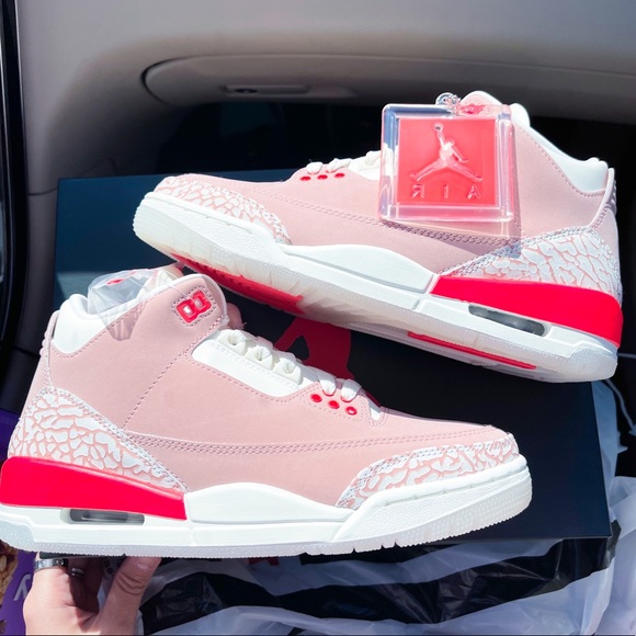 🌸 Nike Air Jordan 3 Retro white pink shoes - Picture 2 of 4